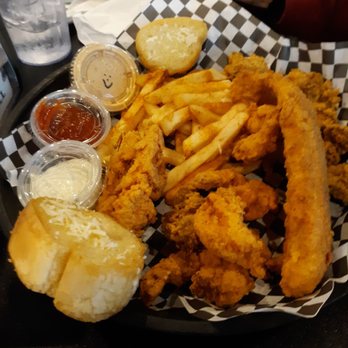 Smiley's Grill New Orleans - Seafood platter had it all!!! Hot and very flavorful. - American Near Me - New Orleans, Louisiana Smiley's Grill New Orleans - Seafood platter had it all!!! Hot and very flavorful. - American Near Me - New Orleans, Louisiana