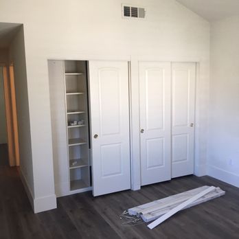 Hardwood Floor Masters - I love the 7-1/4" baseboards in my Master BR. - Flooring Near Me Hardwood Floor Masters - I love the 7-1/4" baseboards in my Master BR. - Flooring Near Me