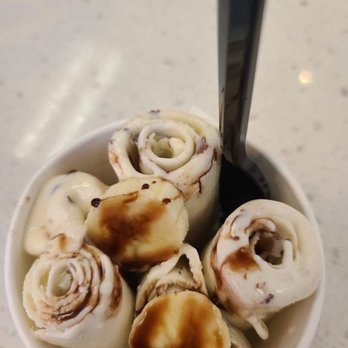 Sweet Charlie's - Ice Cream & Frozen Yogurt Near Me - New Hyde Park, New York Sweet Charlie's - Ice Cream & Frozen Yogurt Near Me - New Hyde Park, New York