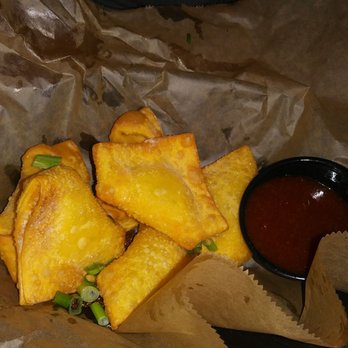 Dunedin Brewery - Beer cheese wontons - Breweries Near Me - Dunedin, Florida Dunedin Brewery - Beer cheese wontons - Breweries Near Me - Dunedin, Florida