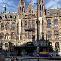 Magna Plaza