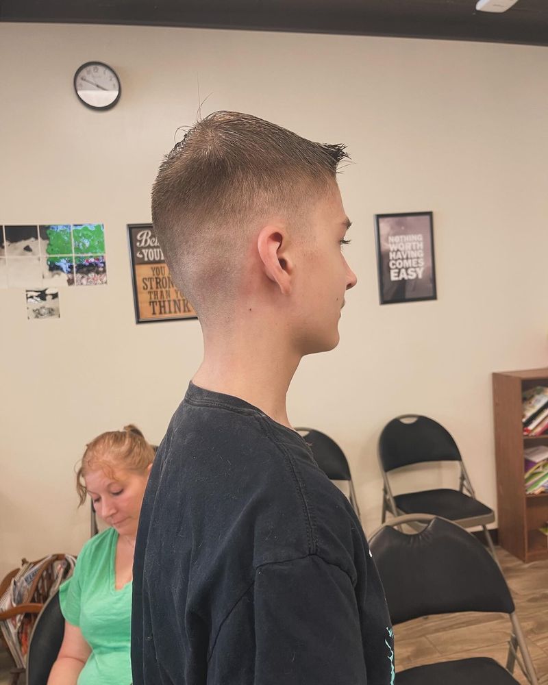 Steven Parisi Barbering Logo