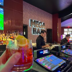 Mega Bar - Negroni