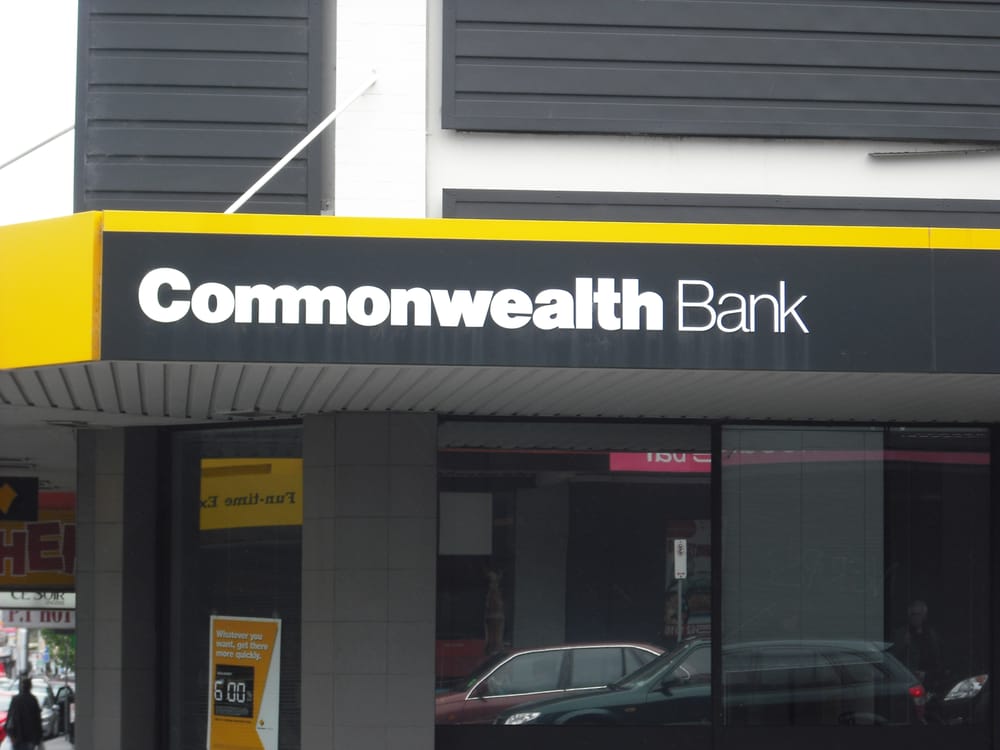 COMMONWEALTH BANK 372 Glenhuntly Rd, Elsternwick