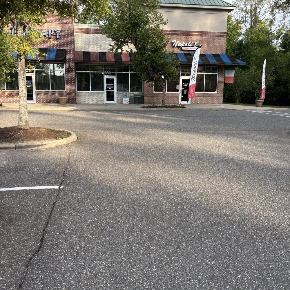 Napoli é - Storefront - Italian Near Me - Carrollton, Virginia Napoli é - Storefront - Italian Near Me - Carrollton, Virginia
