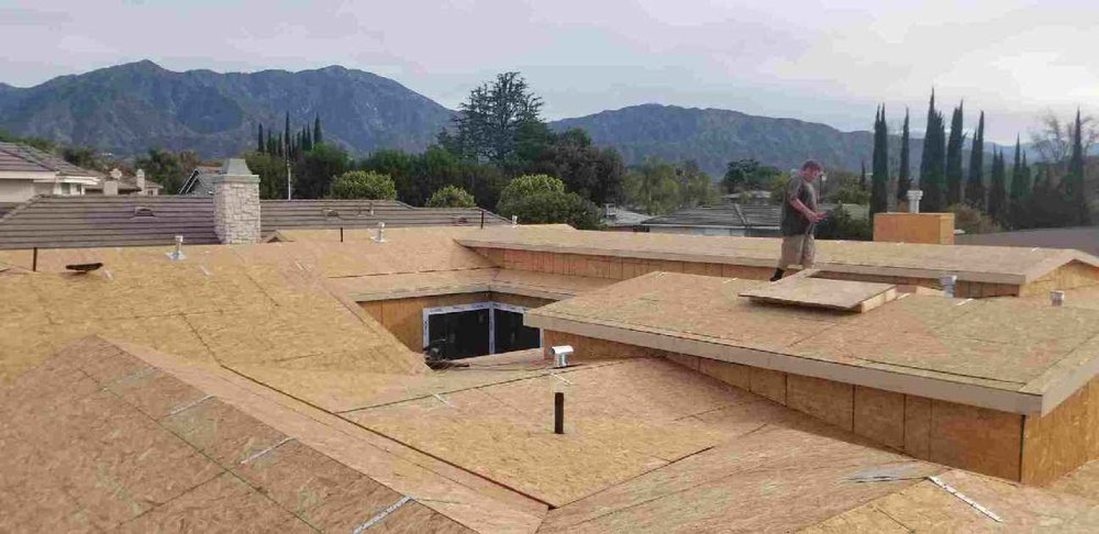 Slide of Manna Roofing Company