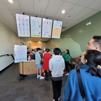 The Tea - Waiting on line on Xmas - Coffee & Tea Near Me - Monterey Park, California The Tea - Waiting on line on Xmas - Coffee & Tea Near Me - Monterey Park, California