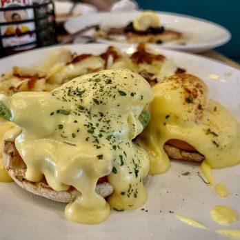 Broken Yolk Cafe - Breakfast & Brunch Near Me - Costa Mesa, California Broken Yolk Cafe - Breakfast & Brunch Near Me - Costa Mesa, California