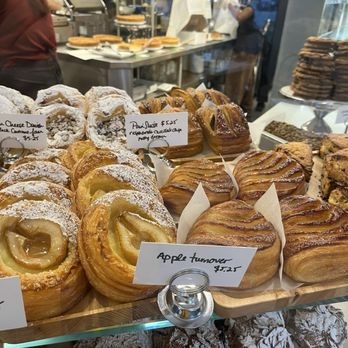 Black Walnut Bakery - Bakeries Near Me - Minneapolis, Minnesota Black Walnut Bakery - Bakeries Near Me - Minneapolis, Minnesota