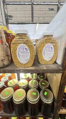Georgia's Farmer's Market by null