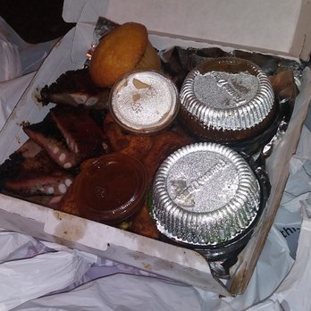 Famous Dave's Bar-B-Que - Horribly burned and inedible foods - Barbeque Near Me - El Paso, Texas Famous Dave's Bar-B-Que - Horribly burned and inedible foods - Barbeque Near Me - El Paso, Texas