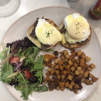 Sisters & Co - Bulgogi beef Benedict with home fries - Breakfast & Brunch Near Me - Toronto, Ontario Sisters & Co - Bulgogi beef Benedict with home fries - Breakfast & Brunch Near Me - Toronto, Ontario