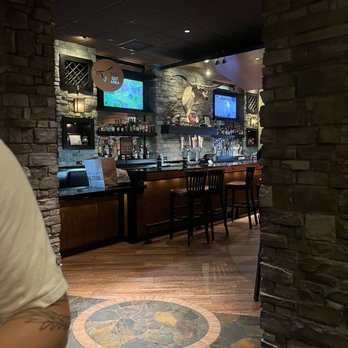 LongHorn Steakhouse - Bar area - Steakhouses Near Me - Jacksonville, North Carolina LongHorn Steakhouse - Bar area - Steakhouses Near Me - Jacksonville, North Carolina