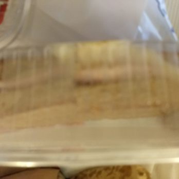 Fábrica Lisboa - A takeaway grilled sandwich kept safe in a nice plastic container - Cafes Near Me - Lisbon, 11