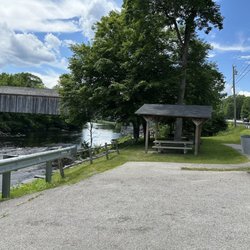 Covered Bridge Park - Park with 3 concrete picnic tables and a hibachi grill