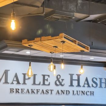 Maple & Hash - Breakfast & Brunch Near Me - West Dundee, Illinois
