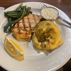 Houlihan's - Cold food