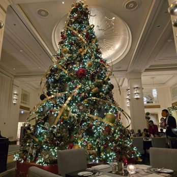 The Lobby - Magnificent Christmas tree in the beautiful dining room - American Near Me - Chicago, Illinois The Lobby - Magnificent Christmas tree in the beautiful dining room - American Near Me - Chicago, Illinois