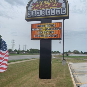 Rick’s Barbecue - Sign - Southern Near Me - Muscle Shoals, Alabama Rick’s Barbecue - Sign - Southern Near Me - Muscle Shoals, Alabama