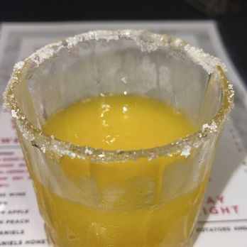 B's Wine Bar - Wine Bars Near Me - Missouri City, Texas