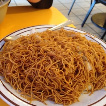 Yummy Cafe - Soy sauce noodles without bean sprouts - Chinese Near Me - Sacramento, California