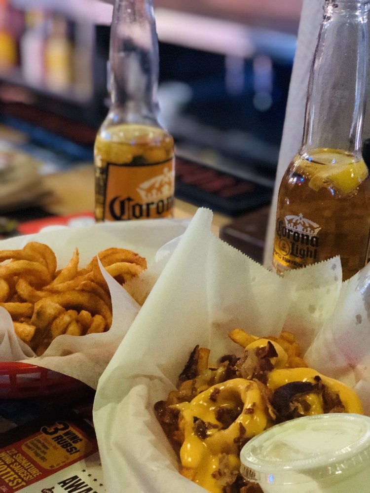 WINGS ETC 19 Photos & 30 Reviews 309 N Wayne Street, Angola