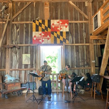 Inverness Brewing - Band playing - Breweries Near Me - Monkton, Maryland