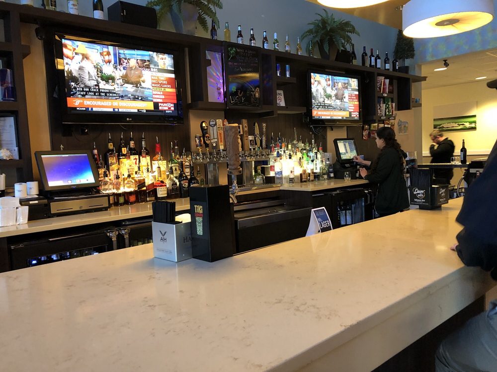 BEACH CINEMA ALEHOUSE 29 Photos & 40 Reviews Cinema 941 Laskin Rd
