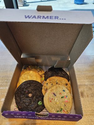 Insomnia Cookies by null