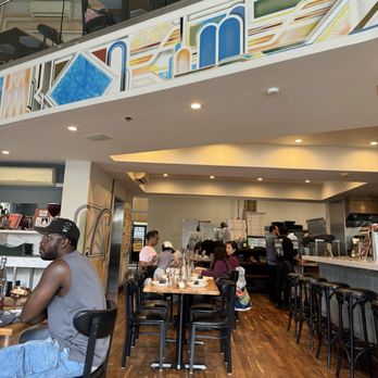 Pizzeria da Laura - inside - Pizza Near Me - Berkeley, California