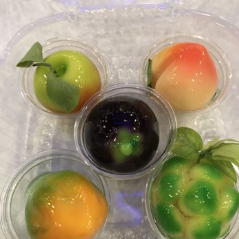 Van's Bakery - Artistic gelatin and mung bean treats - Bakeries Near Me - Westminster, California