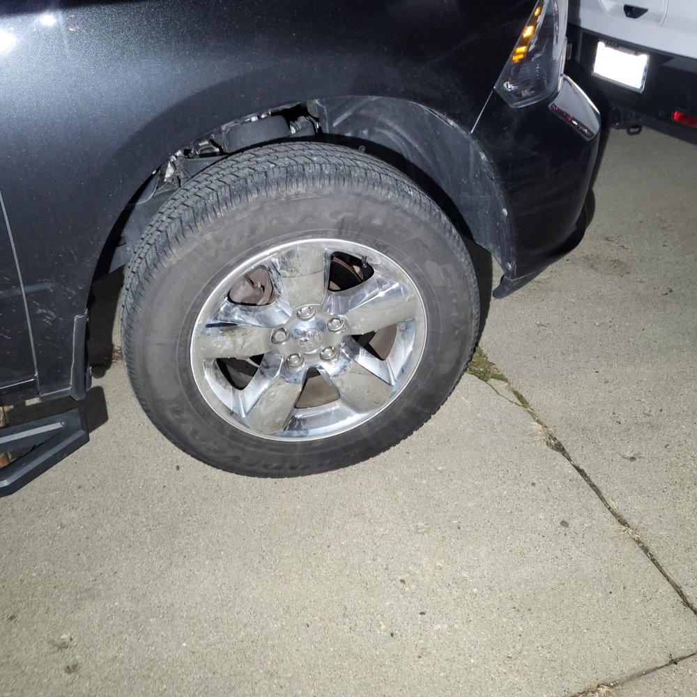 Tire Discounters - The greasy hand prints all over my front passanger rim! - Tires Near Me - Cincinnati, Ohio Tire Discounters - The greasy hand prints all over my front passanger rim! - Tires Near Me - Cincinnati, Ohio