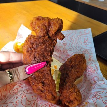 Cluck Kitchen - Chicken Shop Near Me - Redlands, California