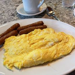 Four basic scrambled eggs in a size sausage, excellent Four basic scrambled eggs in a size sausage, excellent