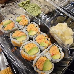 Part of the 3 Roll Combo: California.