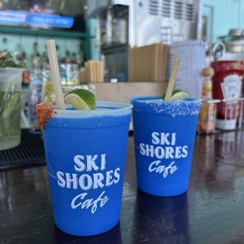 Ski Shores Cafe - Burgers Near Me - Austin, Texas