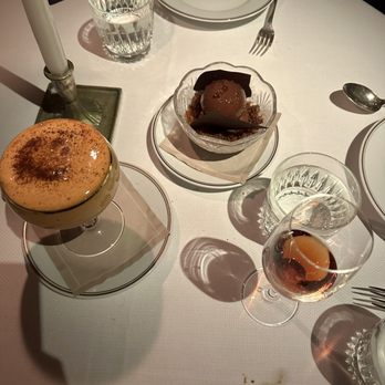 Le Coucou - Dessert and 20 y tawny - French Near Me - New York, New York