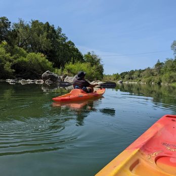 River's Edge Kayak and Canoe - Rafting/Kayaking Near Me - Healdsburg, California