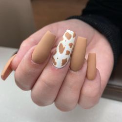 Ivy's Nails Salon