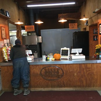 Big Bertha's Barbeque And Catering - Order at the counter - Barbeque Near Me - Houston, Texas
