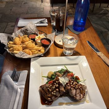 The Lounge Craft Kitchen + Cocktails - Steakhouses Near Me - Edmond, Oklahoma