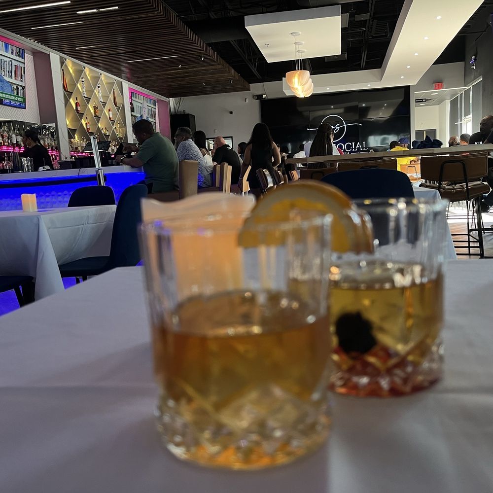 Pure Social Bar & Grill - Happy hour MakersMark $6 - Sports Bars Near Me - Richardson, Texas Pure Social Bar & Grill - Happy hour MakersMark $6 - Sports Bars Near Me - Richardson, Texas