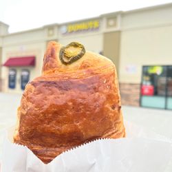 Master's Donuts - Jalapeño ham and cheese croissant