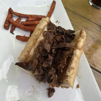 Hilltown Tavern - Fairmount - Hilltown Cheesesteak (phone didn't eat first) - Pubs Near Me - Philadelphia, Pennsylvania Hilltown Tavern - Fairmount - Hilltown Cheesesteak (phone didn't eat first) - Pubs Near Me - Philadelphia, Pennsylvania