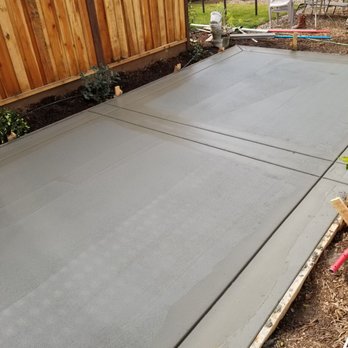 El Toros Concrete - Our backyard patio after the concrete was poured. - Masonry/Concrete Near Me El Toros Concrete - Our backyard patio after the concrete was poured. - Masonry/Concrete Near Me