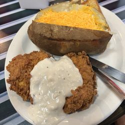 50 Taters - Chicken fried chicken - delicious!