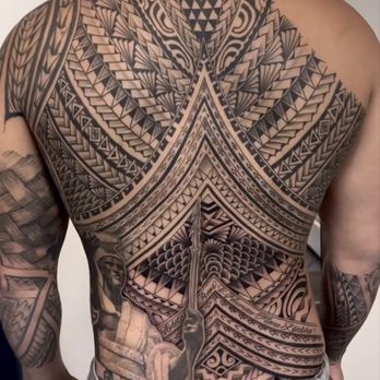 Moli & Crown Studio - Polynesian and Hawaiian inspired King Kamehameha Back Piece, Tattoo - Tattoo Near Me - Enterprise, Nevada Moli & Crown Studio - Polynesian and Hawaiian inspired King Kamehameha Back Piece, Tattoo - Tattoo Near Me - Enterprise, Nevada