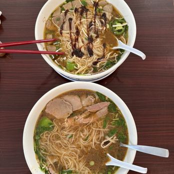 Pho Viet Restaurant - Top is p1 and bottom is p1 with just steak. - Vietnamese Near Me - Brandon, Florida Pho Viet Restaurant - Top is p1 and bottom is p1 with just steak. - Vietnamese Near Me - Brandon, Florida
