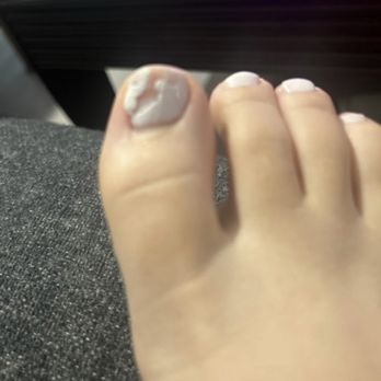 Happy Hands Nails - Pedicure... just bad - Nail Salons Near Me - Niles, Illinois