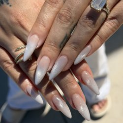 Golden File Nail Spa